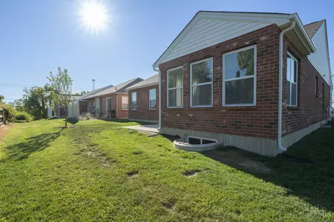 1956 Redbud Dr, Hamilton, OH 45013 photo 40