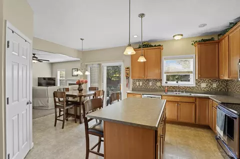 Kitchen - 323 Rawling Dr, Harrison, OH 45030 photo 2 of 2