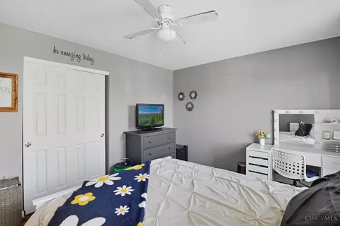 Bedroom - 323 Rawling Dr, Harrison, OH 45030 photo 8 of 9