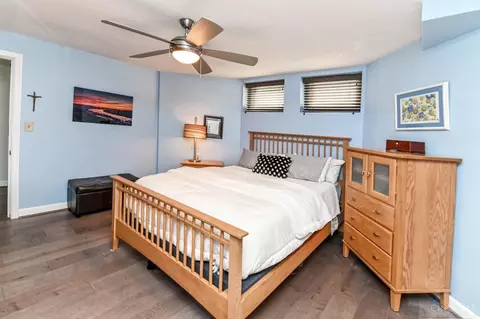Bedroom - 25 Observatory Hl, Cincinnati, OH 45208 photo 1 of 5