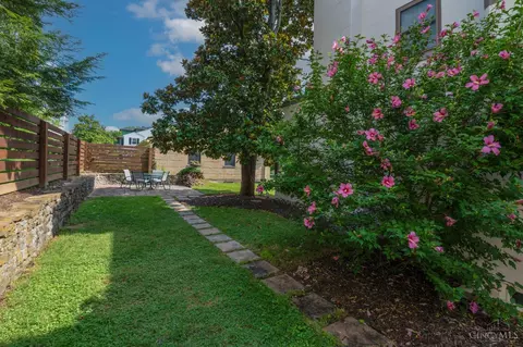 Exterior - 25 Observatory Hl, Cincinnati, OH 45208 photo 6 of 14