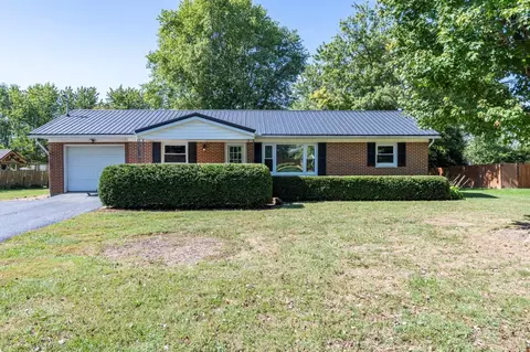 7033 Cherri Dr, Hillsboro, OH 45133