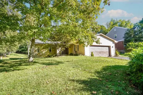 6212 Hickory Ridge Dr, Loveland, OH 45140