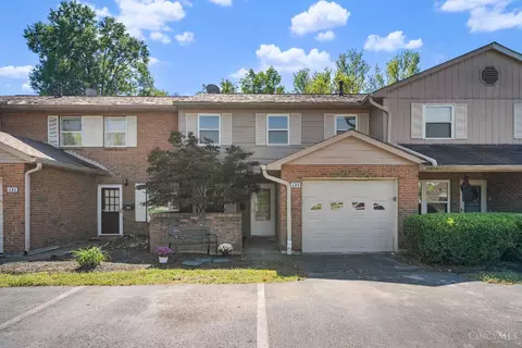 493 Mcintosh Dr, Cincinnati, OH 45255