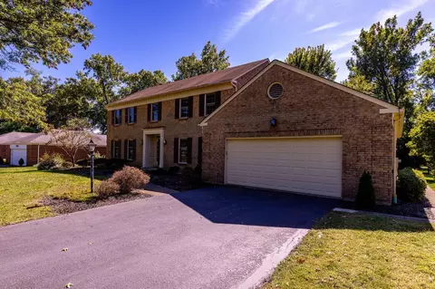 12039 Cooperwood Ln, Montgomery, OH 45242