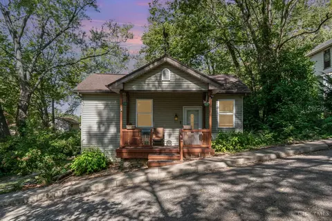 110 Elliott St, Cleves, OH 45002