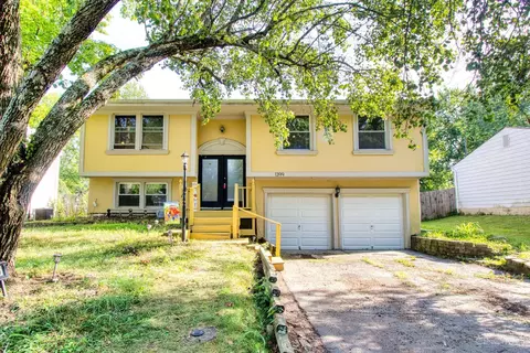 1399 Wade Rd, Milford, OH 45150