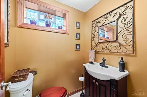 Bath - 3366 Wagner Rd, Cincinnati, OH 45245 photo 10 of 10