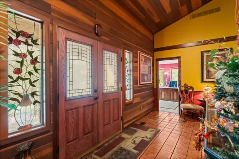 Entry Way - 3366 Wagner Rd, Cincinnati, OH 45245 photo 1 of 15