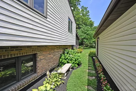 Exterior - 4644 Belleview Ave, Blue Ash, OH 45242 photo 7 of 14