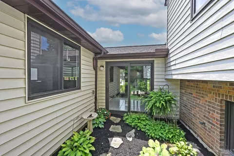 Exterior - 4644 Belleview Ave, Blue Ash, OH 45242 photo 8 of 14