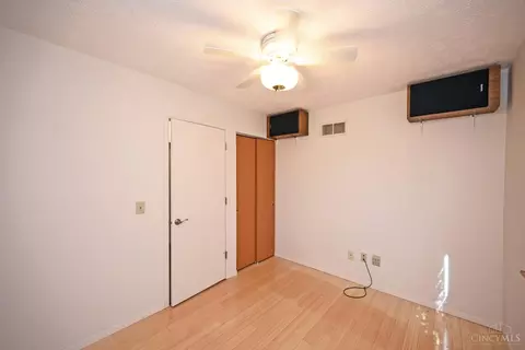 Bedroom - 4644 Belleview Ave, Blue Ash, OH 45242 photo 7 of 7
