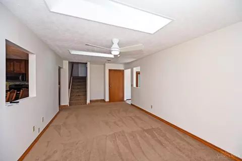 Living - 4644 Belleview Ave, Blue Ash, OH 45242 photo 5 of 6