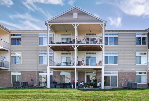 Exterior - 7601 Skyview Cir, Cincinnati, OH 45248 photo 7 of 8