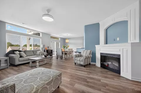 Living - 7601 Skyview Cir, Cincinnati, OH 45248 photo 1 of 1