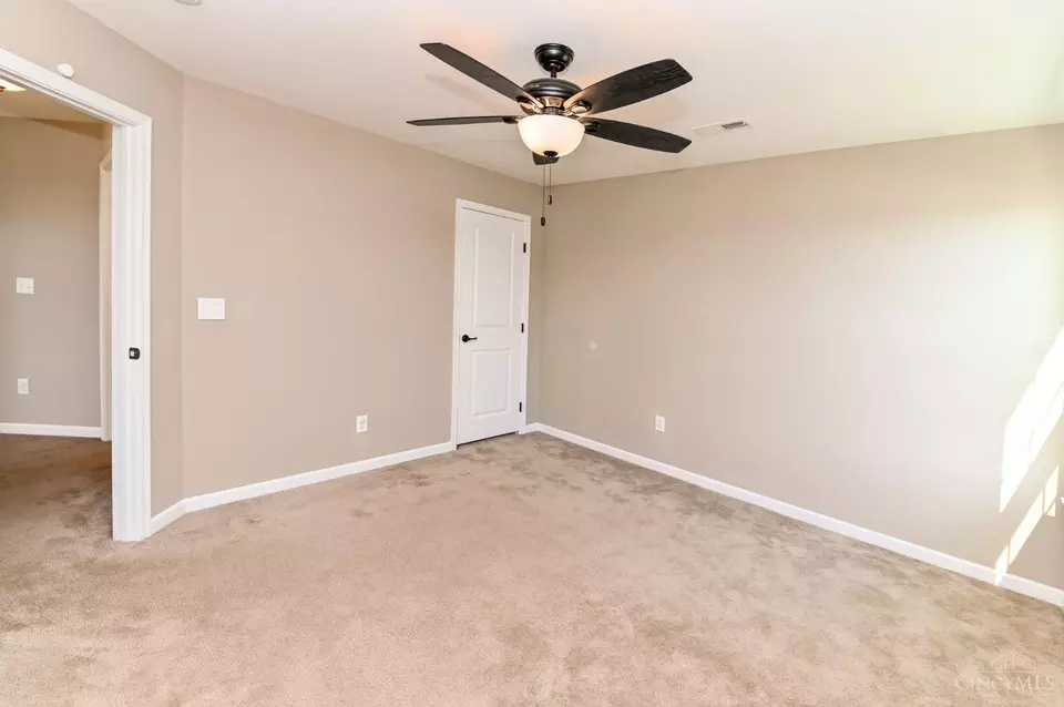 Bedroom - 5716 Senour Dr, West Chester, OH 45069 photo 2 of 6