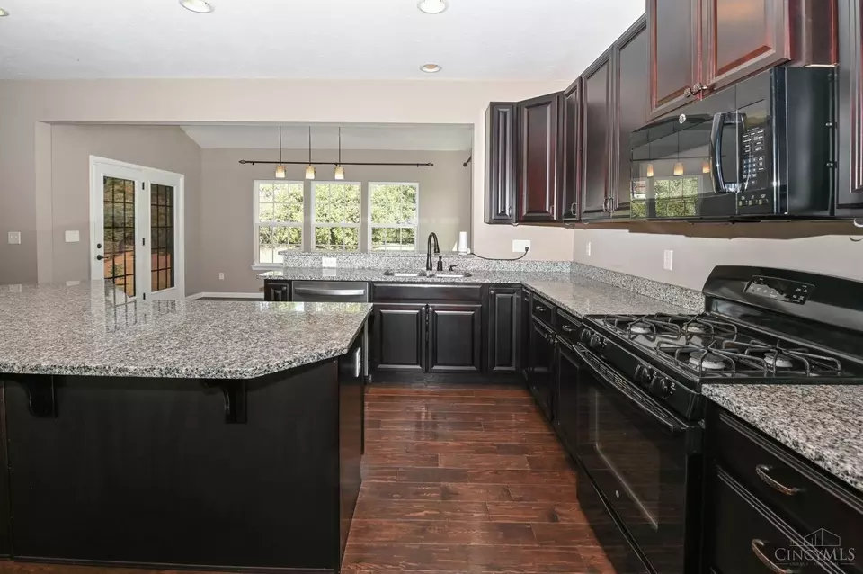 Kitchen - 5716 Senour Dr, West Chester, OH 45069 photo 2 of 2
