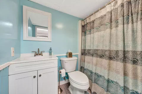 Bath - 4511 Carnation Ave, Cincinnati, OH 45238 photo 2 of 2