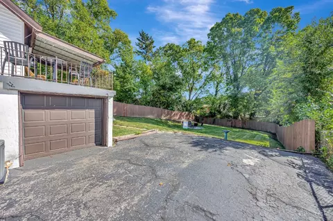 Exterior - 4511 Carnation Ave, Cincinnati, OH 45238 photo 10 of 17