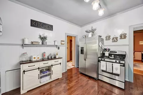 Kitchen - 4511 Carnation Ave, Cincinnati, OH 45238 photo 4 of 4