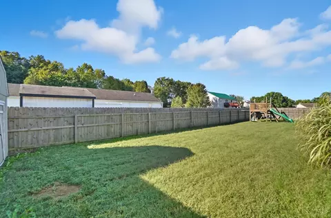Exterior - 108 Boulder Dr, Mount Orab, OH 45154 photo 7 of 8