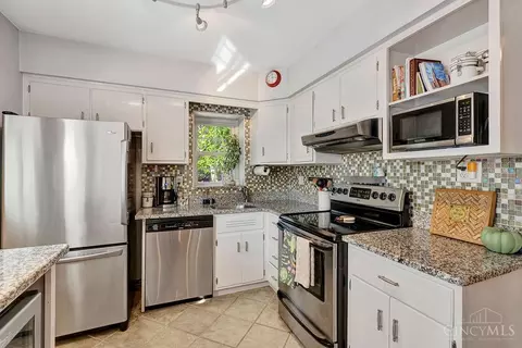 Kitchen - 6988 Grace Ave, Mariemont, OH 45227 photo 1 of 3