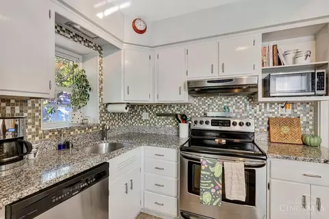 Kitchen - 6988 Grace Ave, Mariemont, OH 45227 photo 3 of 3