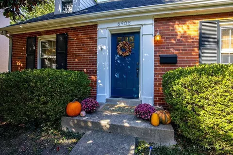 Exterior - 6988 Grace Ave, Mariemont, OH 45227 photo 2 of 9