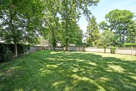 Exterior - 8530 Sturbridge Dr, Cincinnati, OH 45236 photo 9 of 12