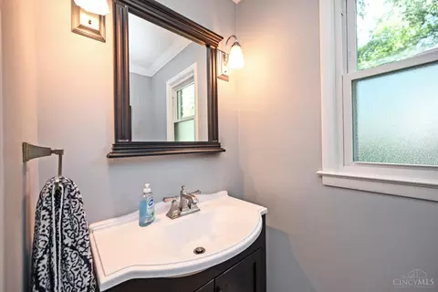 Bath - 8530 Sturbridge Dr, Cincinnati, OH 45236 photo 1 of 3