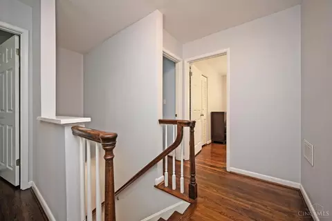 Entry Way - 8530 Sturbridge Dr, Cincinnati, OH 45236 photo 3 of 5