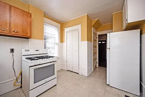 Kitchen - 649 Derby Ave, Cincinnati, OH 45232 photo 4 of 4