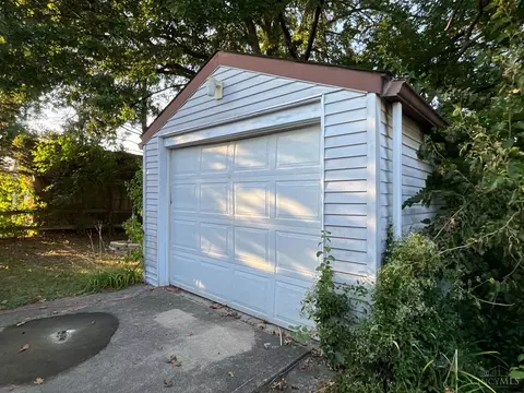 1902 Knollridge Ln, Cincinnati, OH 45231 photo 14