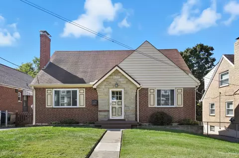 3795 Meadowlark Ln, Fairfax, OH 45227