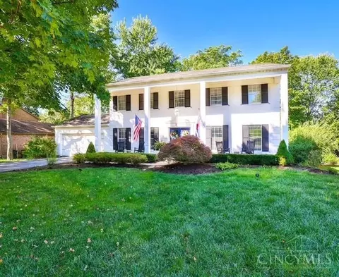 2295 Donnington Ln, Cincinnati, OH 45244