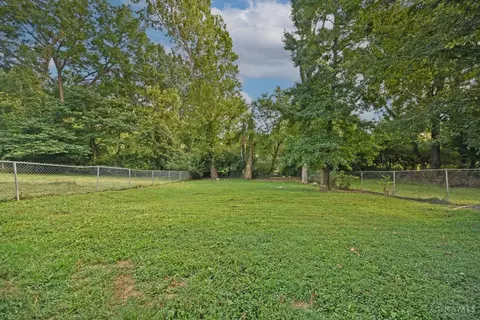 1151 Hempstead Dr, Cincinnati, OH 45231 photo 34