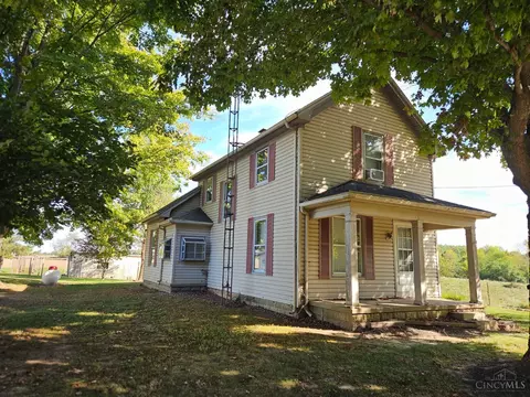 7897 Four Mile State Line Rd, Eaton, OH 45320