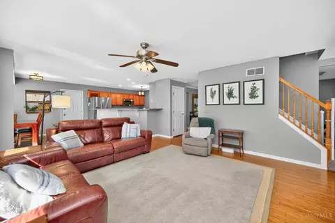 763 Bamburgh Dr, Hamilton Township, OH 45039 photo 14