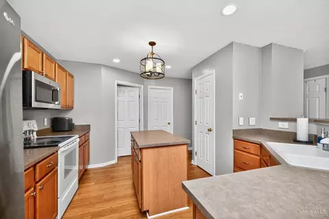 763 Bamburgh Dr, Hamilton Township, OH 45039 photo 19