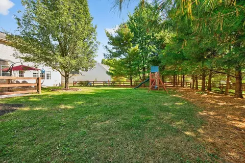 763 Bamburgh Dr, Hamilton Township, OH 45039 photo 49
