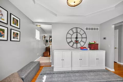 763 Bamburgh Dr, Hamilton Township, OH 45039 photo 8