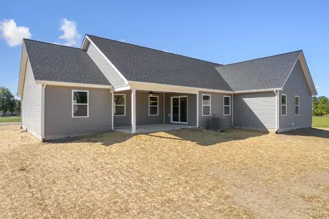 Exterior - 424 Liming Farm Rd, Mount Orab, OH 45154 photo 5 of 9