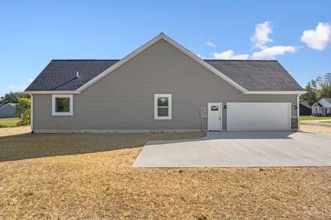 Exterior - 424 Liming Farm Rd, Mount Orab, OH 45154 photo 8 of 9