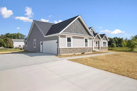 Exterior - 424 Liming Farm Rd, Mount Orab, OH 45154 photo 2 of 9
