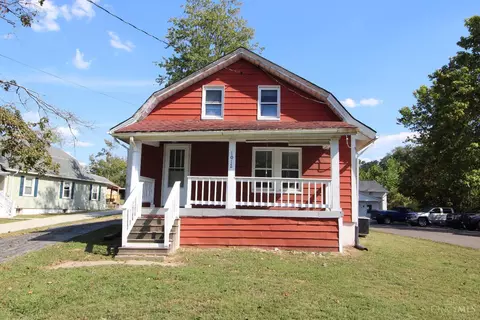 1012 Main St, Milford, OH 45150