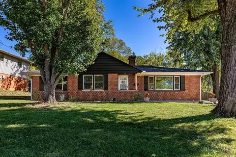 407 Eastline Dr, Middletown, OH 45044