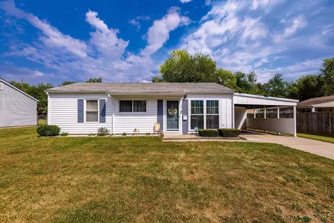 590 Kristine Ln, Franklin, OH 45005