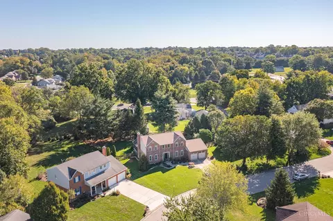 View/Area - 7516 Kingston View Ct, Cincinnati, OH 45255 photo 1 of 6