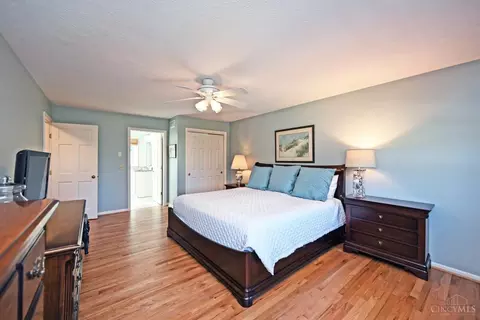 Bedroom - 7516 Kingston View Ct, Cincinnati, OH 45255 photo 2 of 9