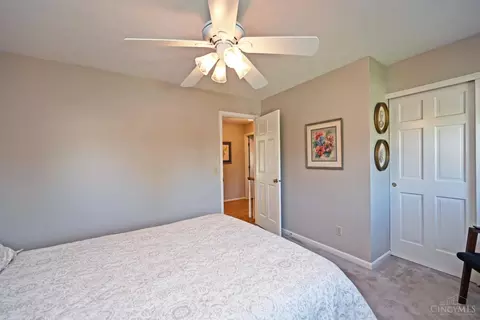 Bedroom - 7516 Kingston View Ct, Cincinnati, OH 45255 photo 5 of 9